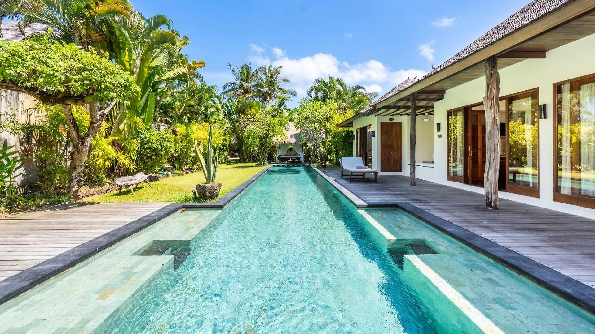 Ku Estate By Villa Finder Seminyak