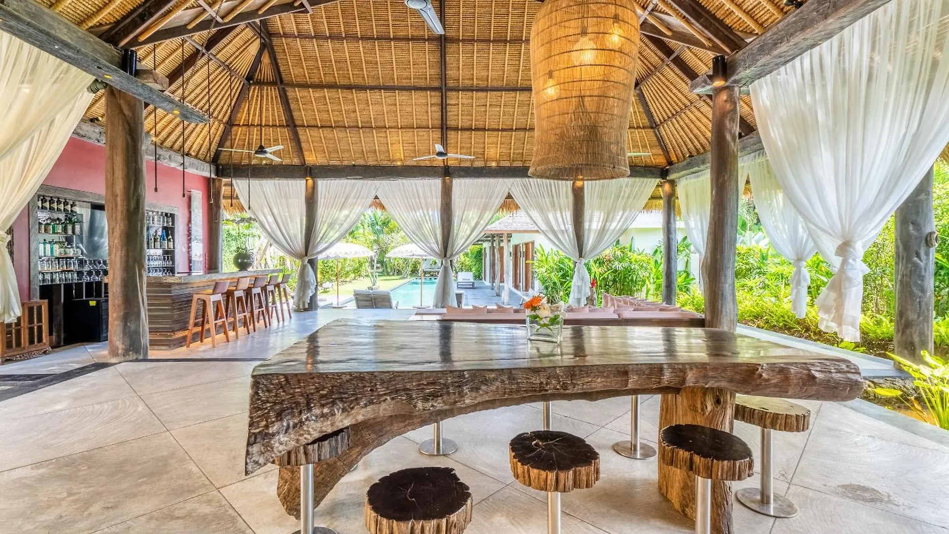 Ku Estate By Villa Finder Seminyak